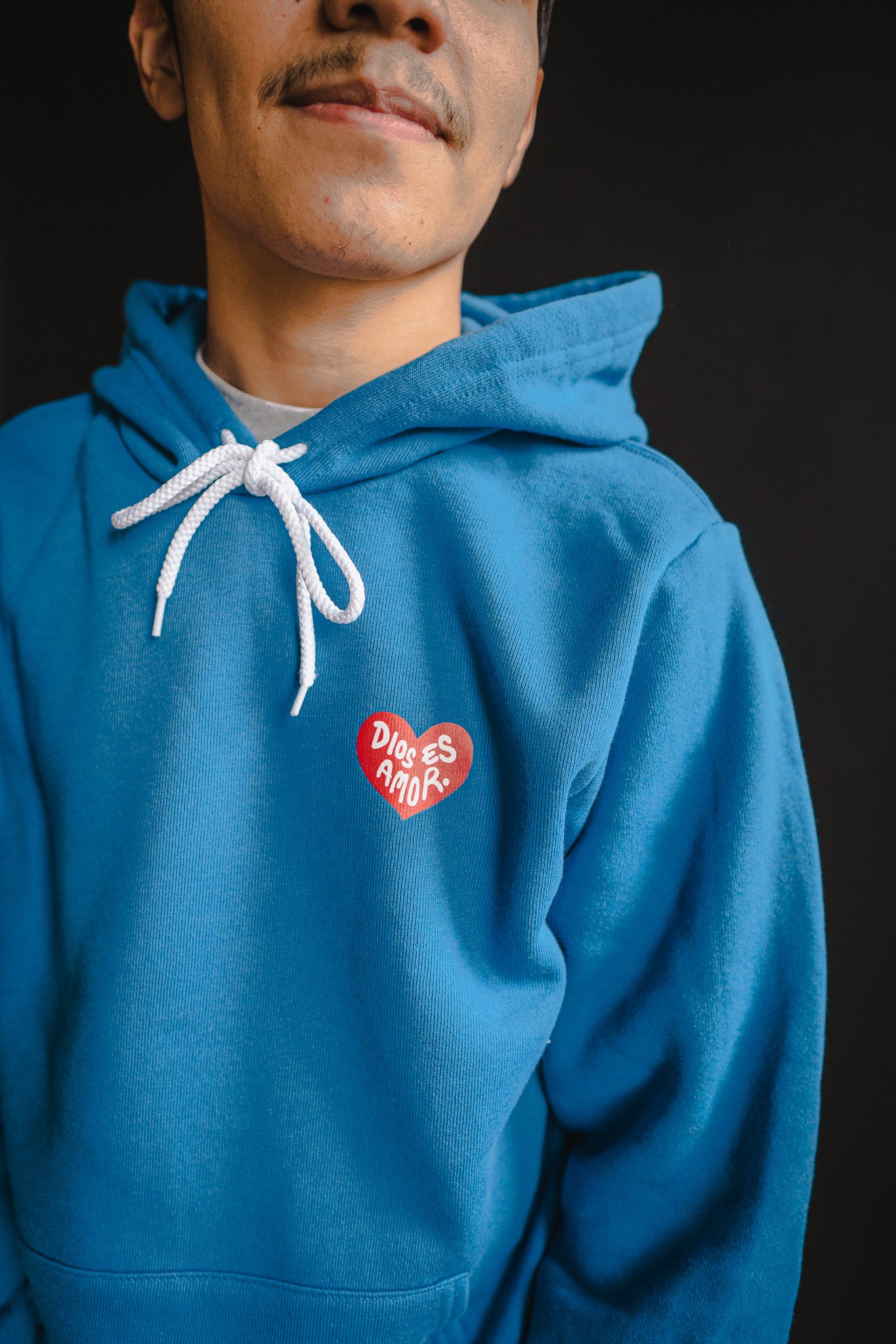 Dios Es Amor Adult Sponge Fleece Hoodie