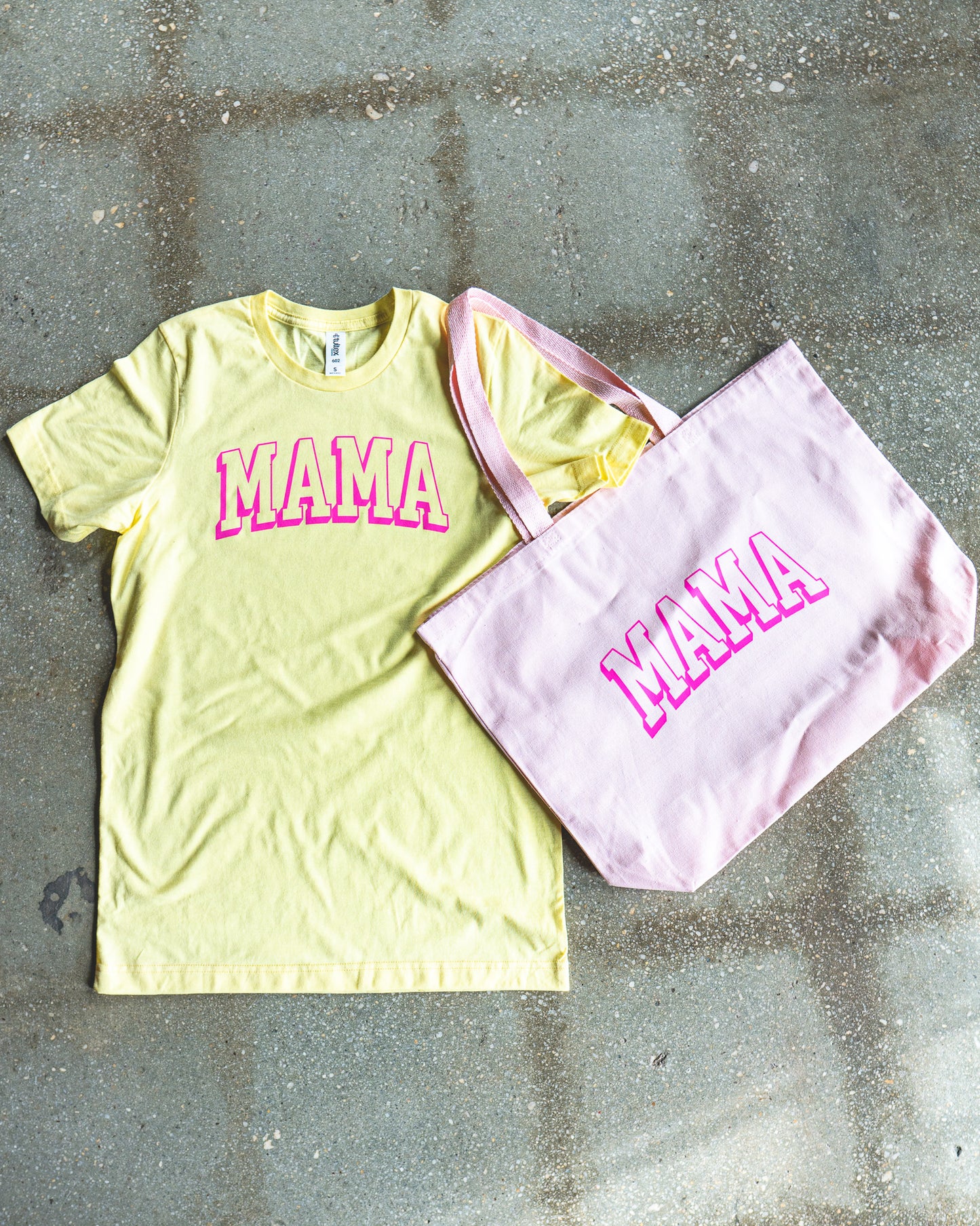 MAMA Adult Box T-Shirt & Light Pink Tote