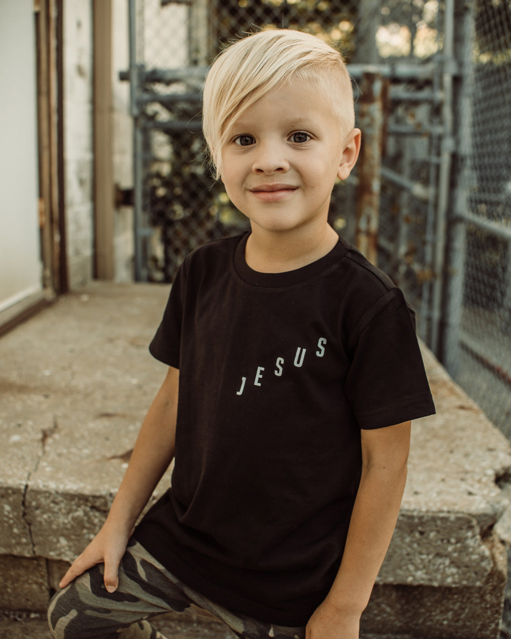 JESUS Kids T-shirt
